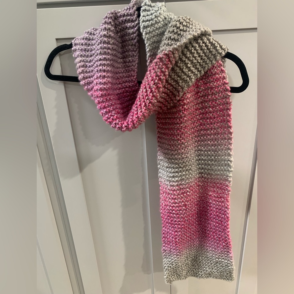 Chunky Hand‎ Knitted Pink and Gray Scarf